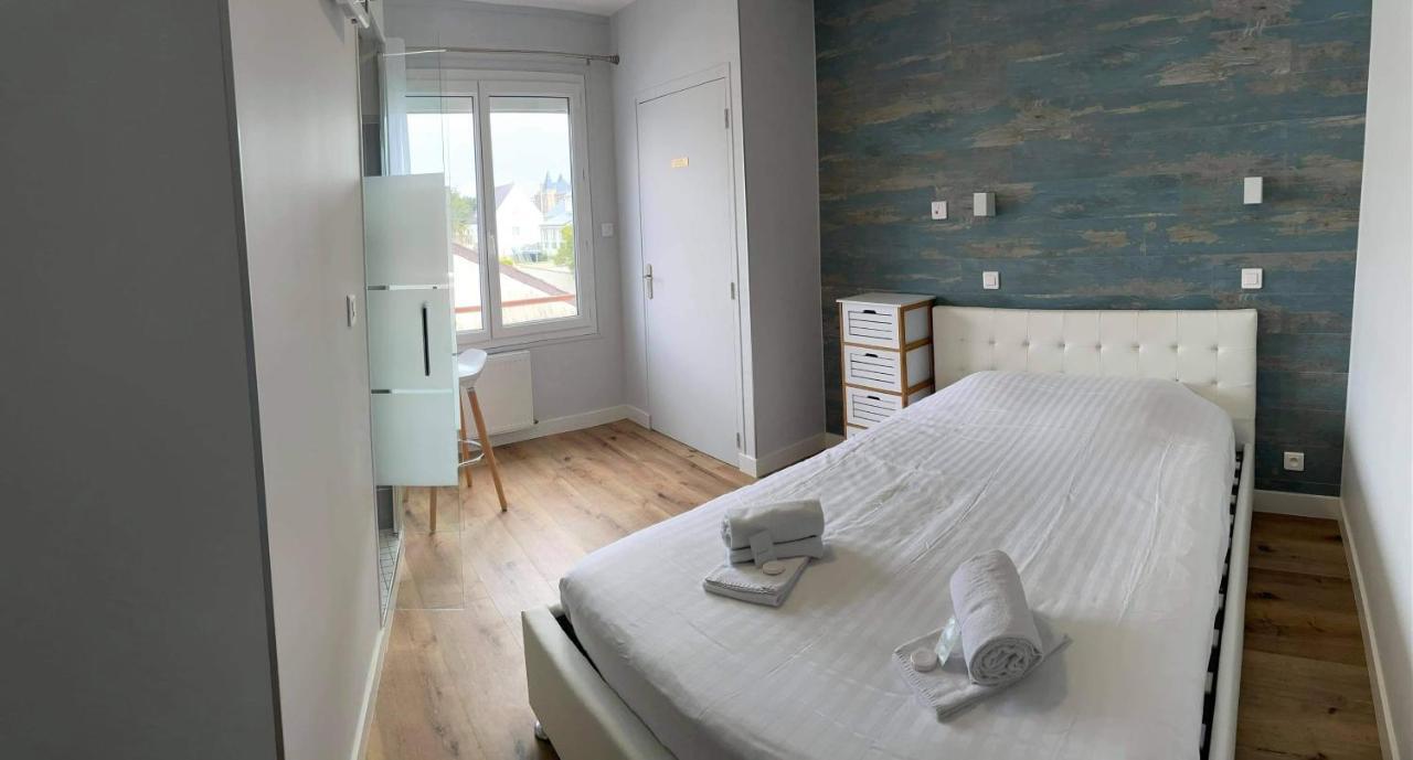 Hotel De La Plage Quinéville Eksteriør billede