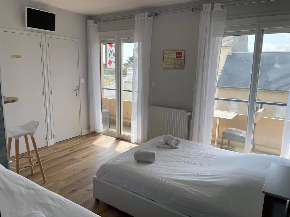 Hotel De La Plage Quinéville Eksteriør billede