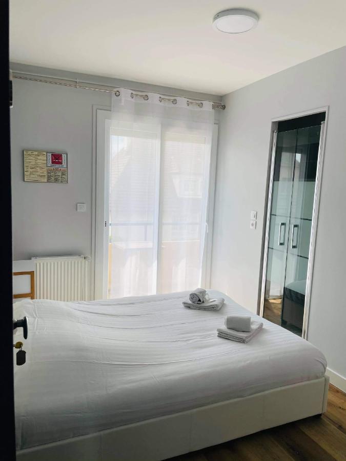 Hotel De La Plage Quinéville Eksteriør billede
