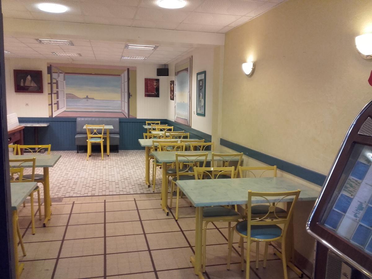 Hotel De La Plage Quinéville Eksteriør billede